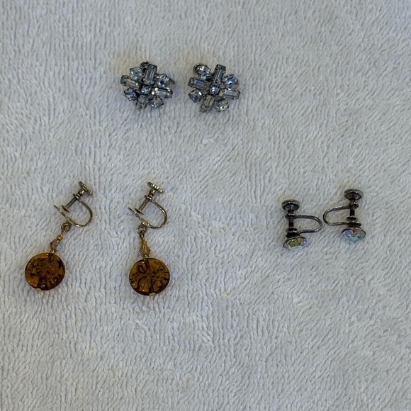 Vintage Screw Back Trio Lot Statement Earring Bundle - Picture 1 of 9